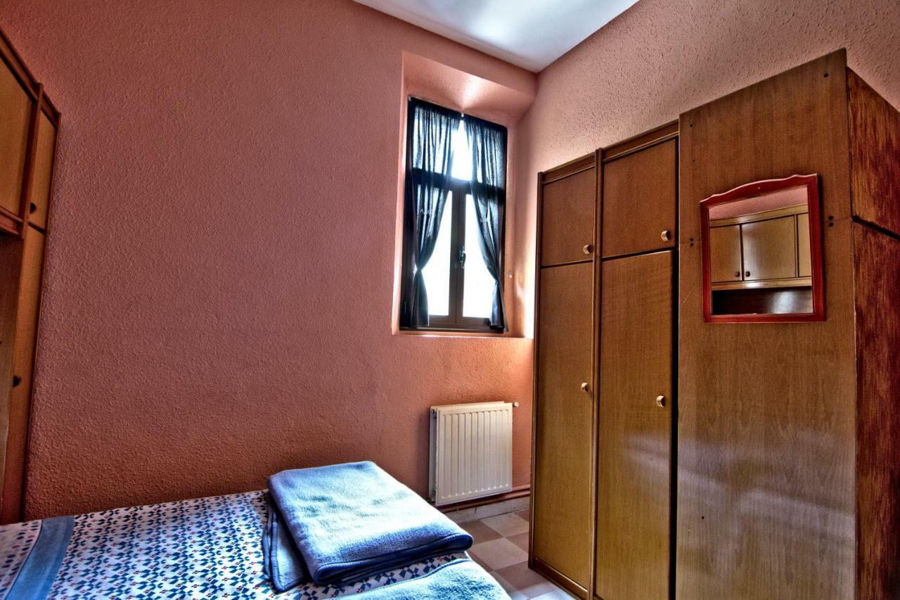 Albergue Juvenil De Bustiello Bustiello  Luaran gambar